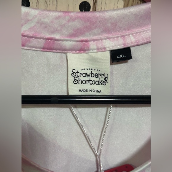 Strawberry Shortcake Pink shirt - Picture 3 of 3